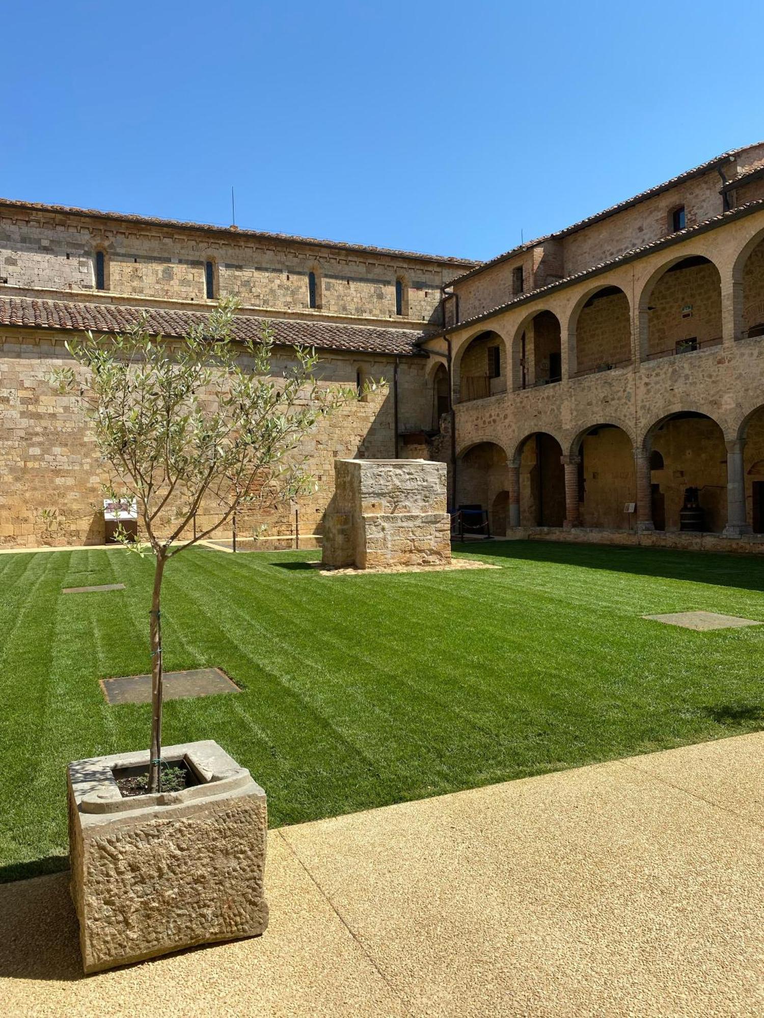 Ostello Contessa Ava Dei Lambardi Monteriggioni Exteriér fotografie